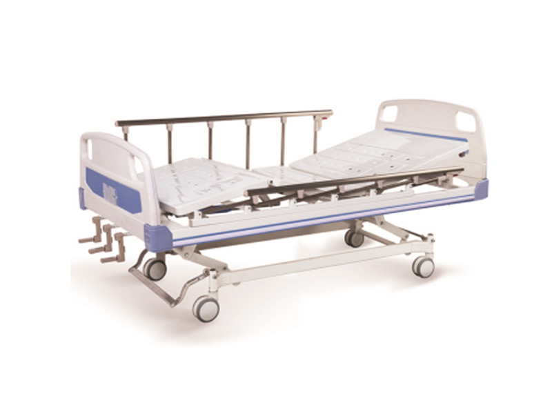 C1 雙搖護理床(中控剎車)